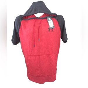 NWT Under Armour Red and Black Hooded T shirt Men’s Size Medium